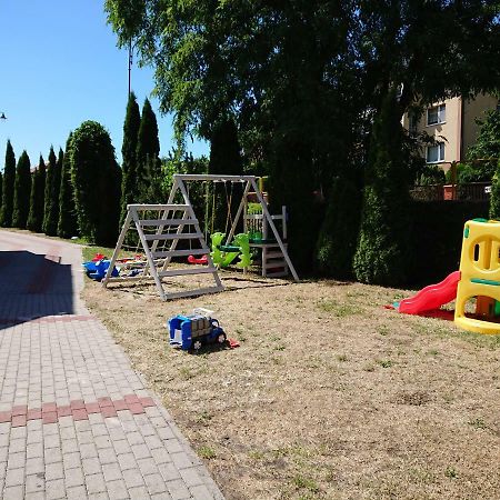 Grodzisko Pokoje Do Wynajecia Krynica Morska Buitenkant foto