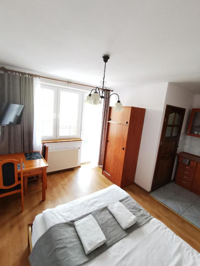 Grodzisko Pokoje Do Wynajecia Krynica Morska Buitenkant foto